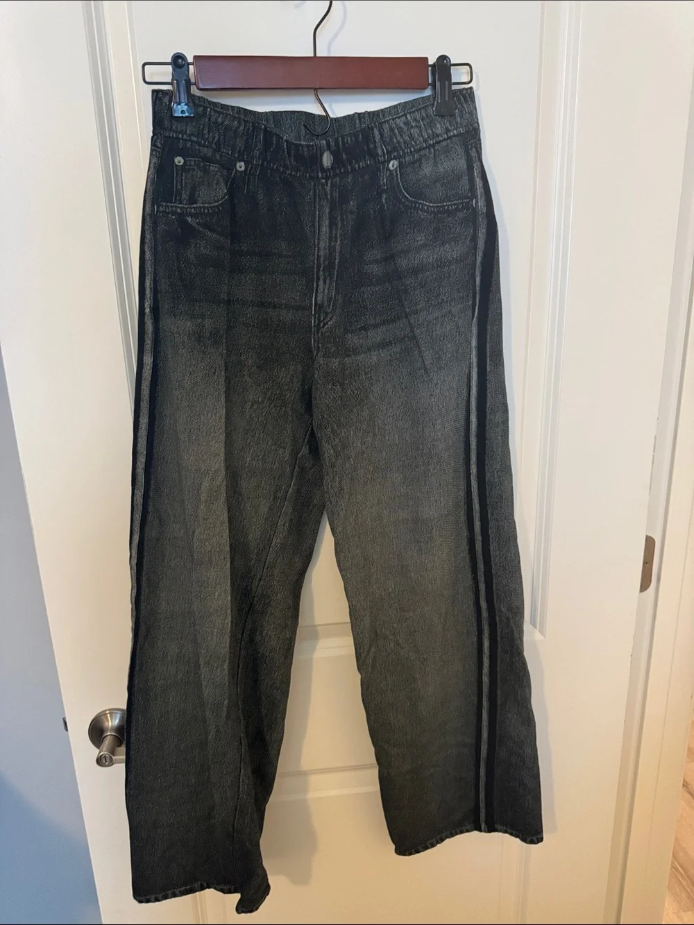 Elan Gray Washed Relaxed Jeans with Side Stripe